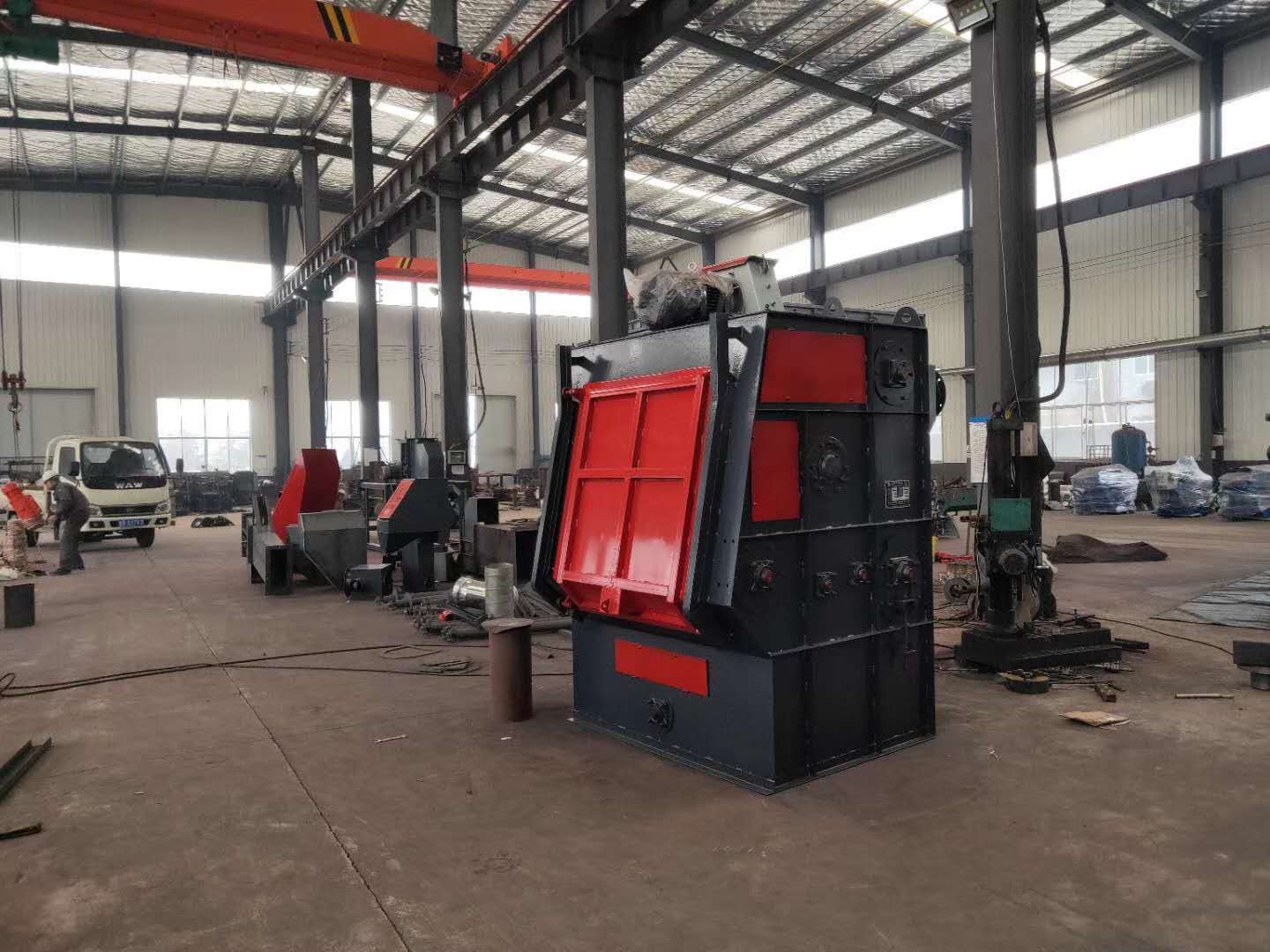 全自動履帶式拋丸機發往臨清 全自動履帶式拋丸機發往臨清