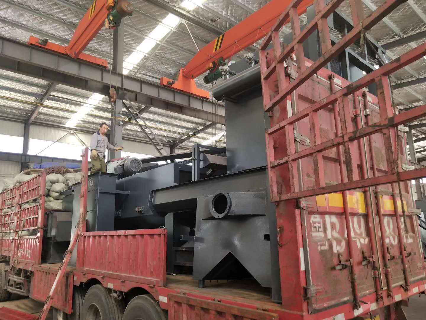 q6915通過式拋丸清理機發往張家港 q6915通過式拋丸清理機發往張家港