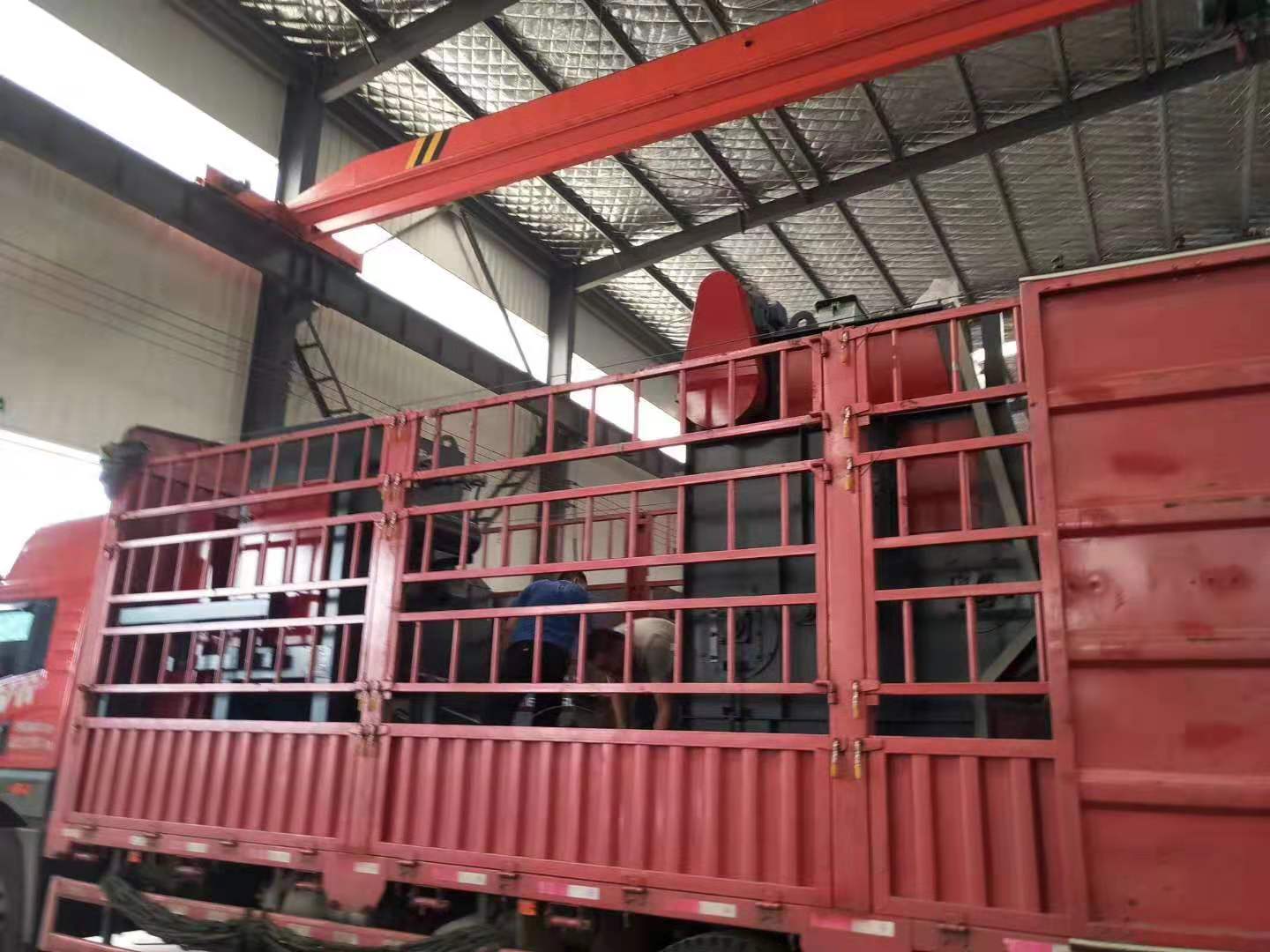 佳木斯市吊鉤式拋丸機_佳木斯市吊鉤式拋丸除銹清理機_佳木斯市吊鉤式噴砂機_佳木斯市吊鉤式噴丸設備有哪些優點？