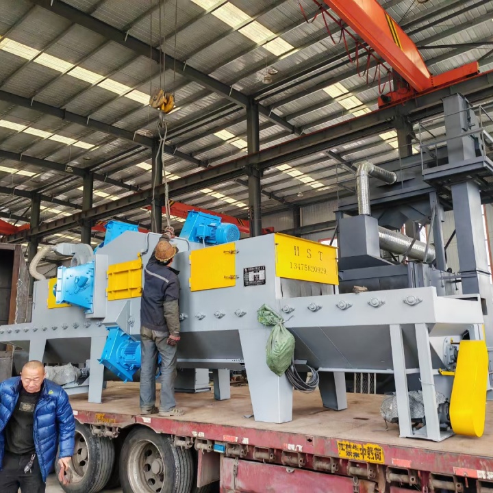 除銹金屬砂機打壓鑄件圖片_金屬壓鑄打砂除銹機_砂輪除銹機