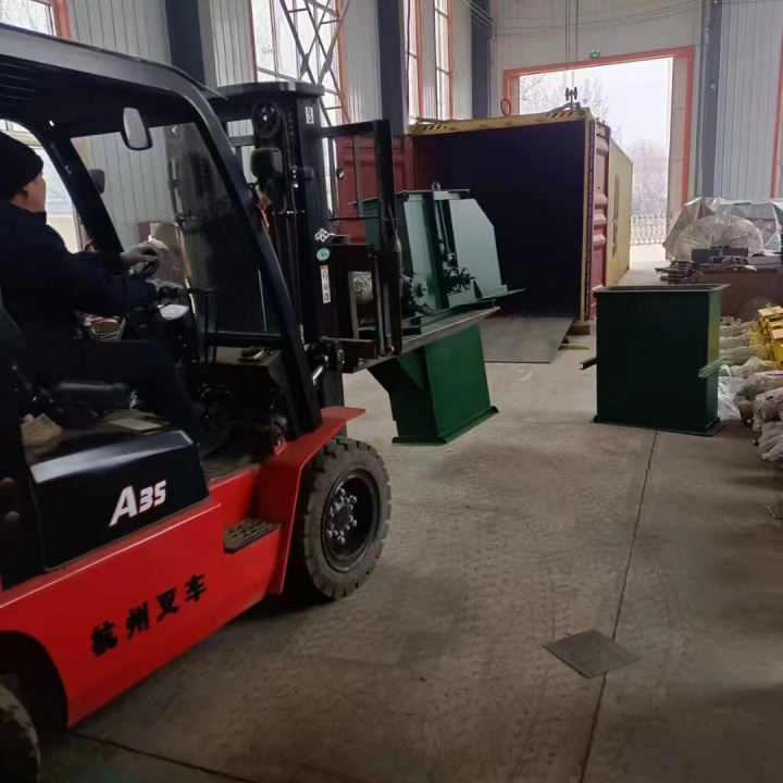 底盤除銹汽車機油怎么換_汽車底盤除銹機_汽車底盤除銹作業