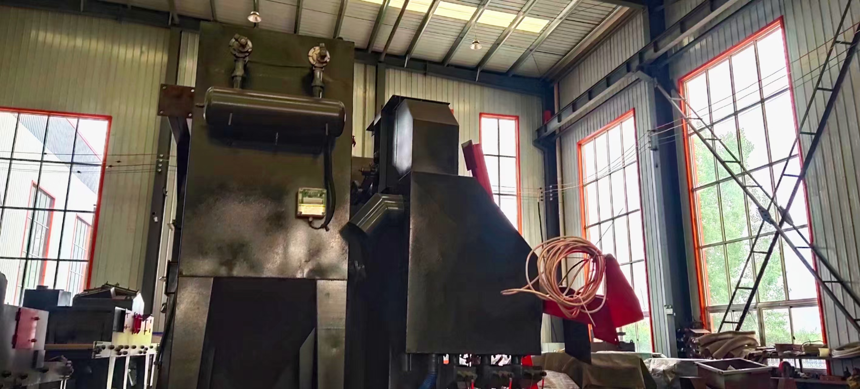 鋼材拋丸清理機_U型鋼拋丸清理機_拋丸機清理機工作原理