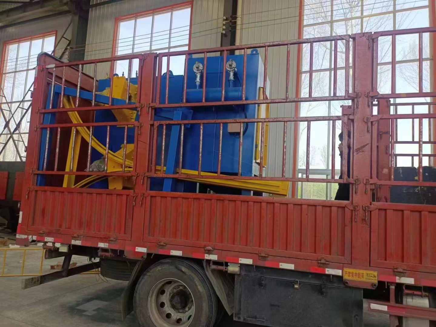 鋼管外壁除銹機(jī)_鋼管壁除銹機(jī)外殼怎么拆_鋼管內(nèi)壁除銹機(jī)